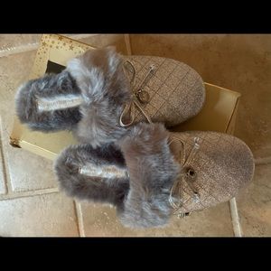 MICHAEL KORS SLIPPERS
